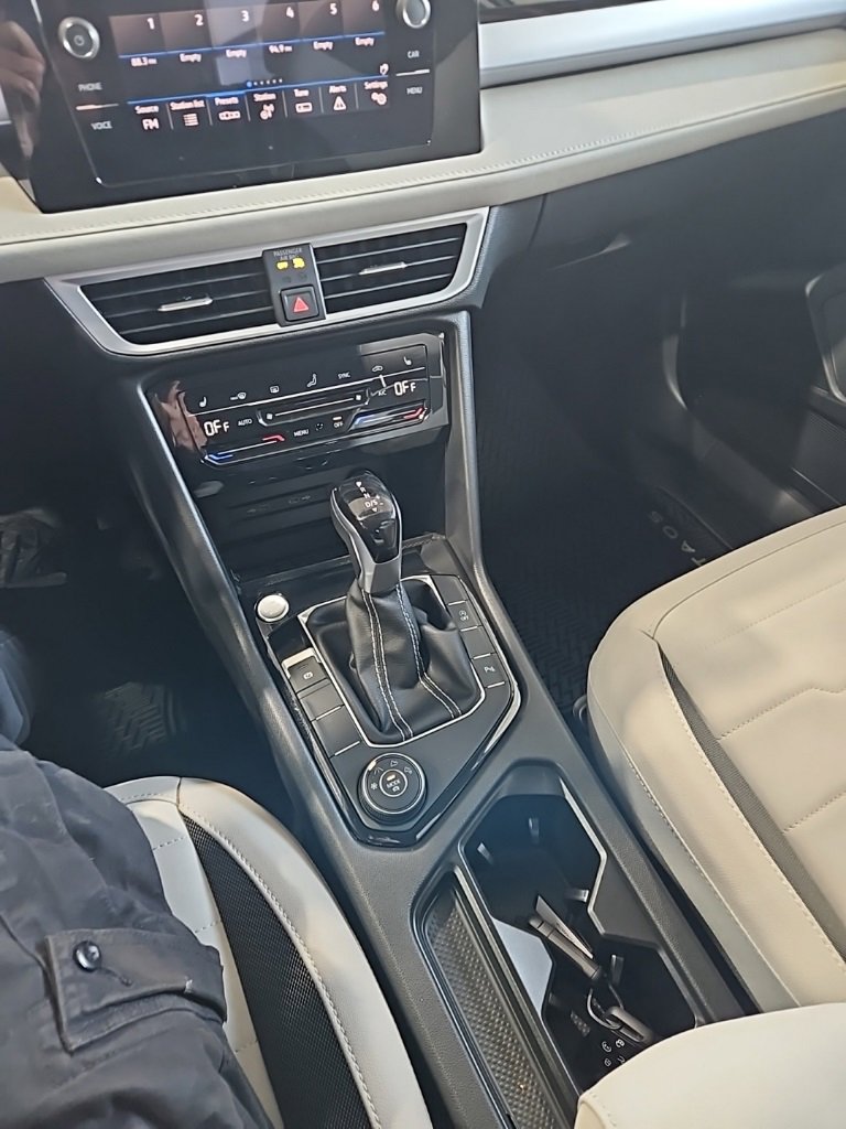 New 2026 Volkswagen Taos SE image 31