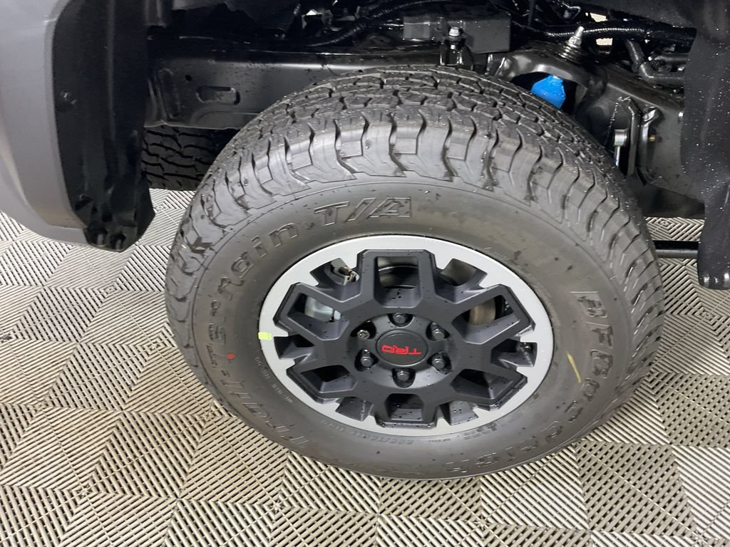 New 2026 Toyota Tacoma TRD Off-Road AWD/4WD image 9