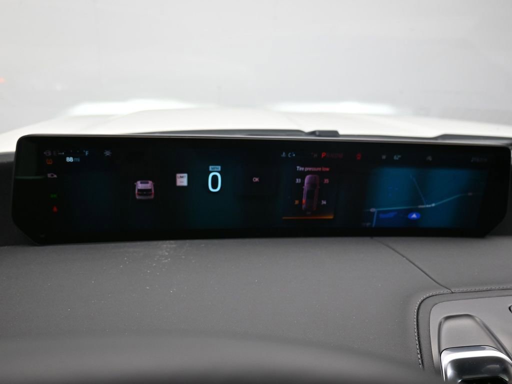 New 2025 Ford Expedition Max Platinum w/ Stealth Performance Package image 13