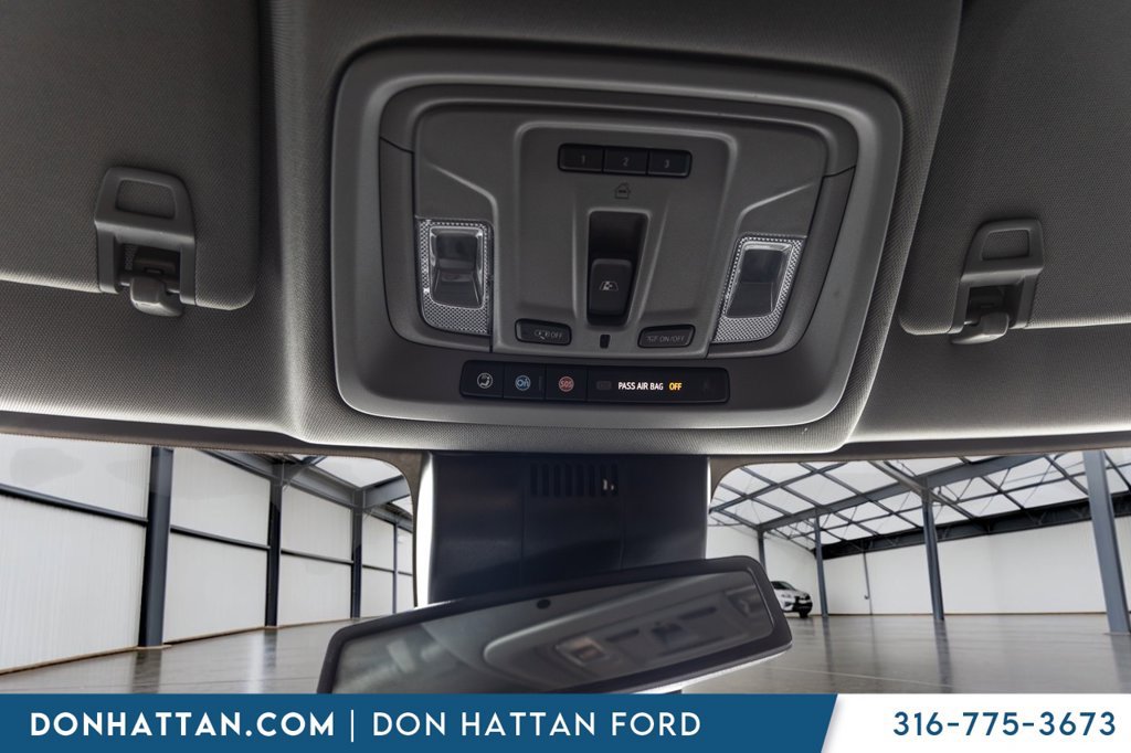 Used 2025 Chevrolet Silverado 1500 LTZ AWD/4WD image 13