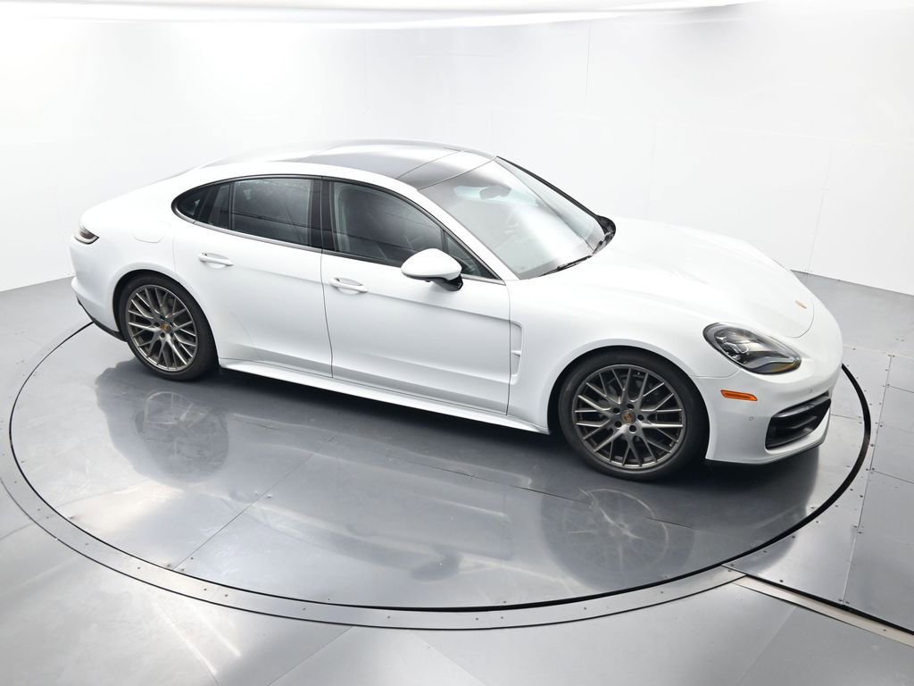 Certified 2023 Porsche Panamera Platinum Edition image 41