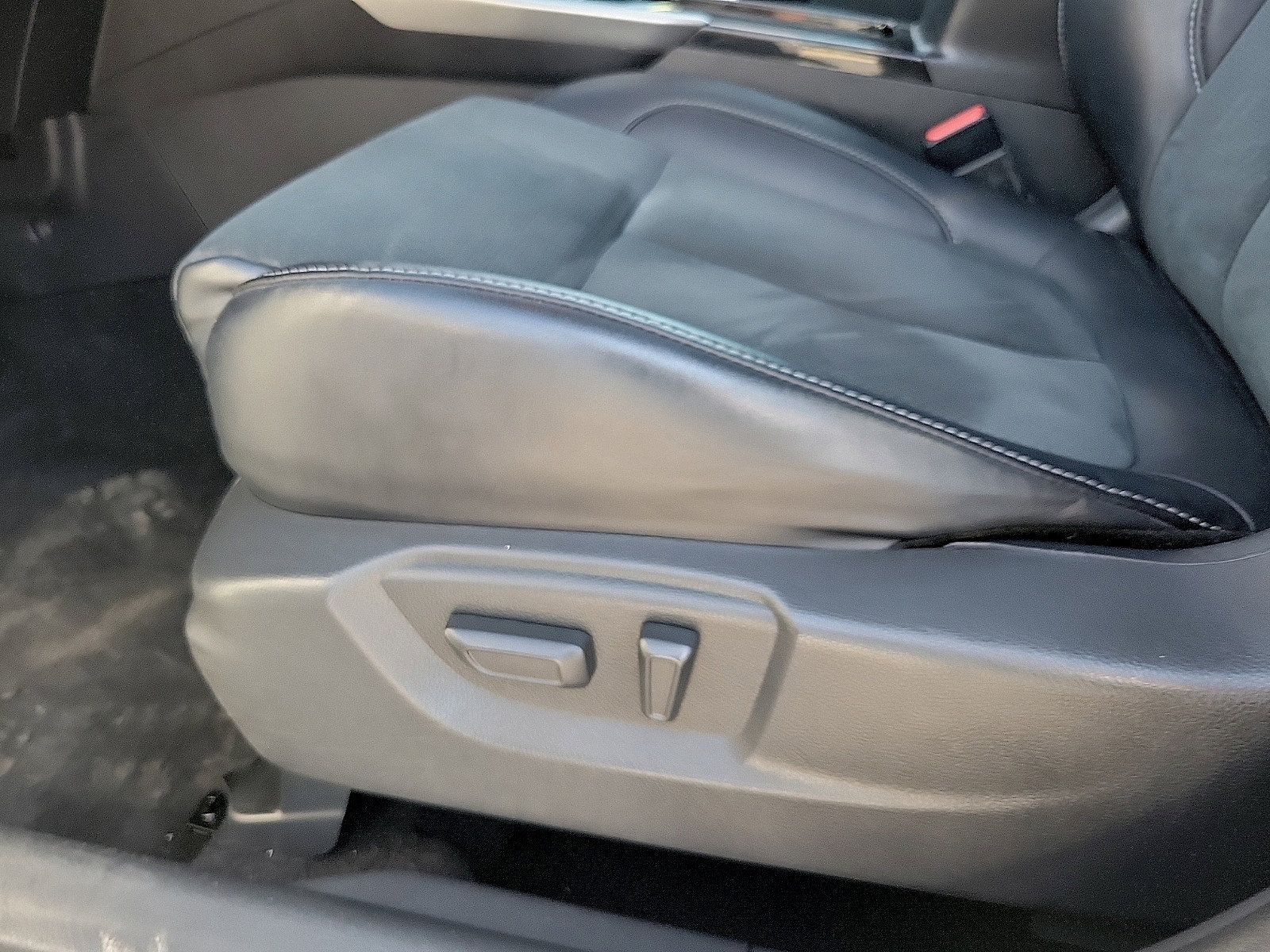 Used 2025 Mitsubishi Eclipse Cross SE AWD/4WD image 11