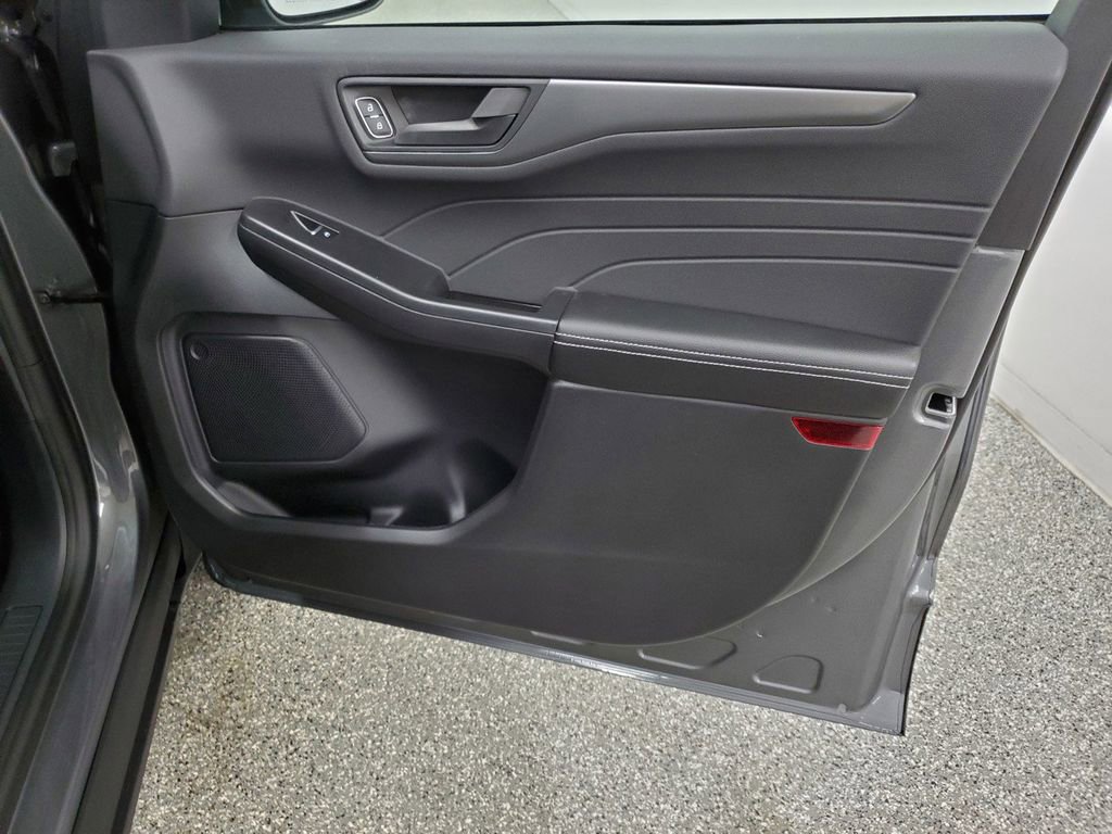 New 2026 Ford Escape Active w/ Cold Weather Package image 18