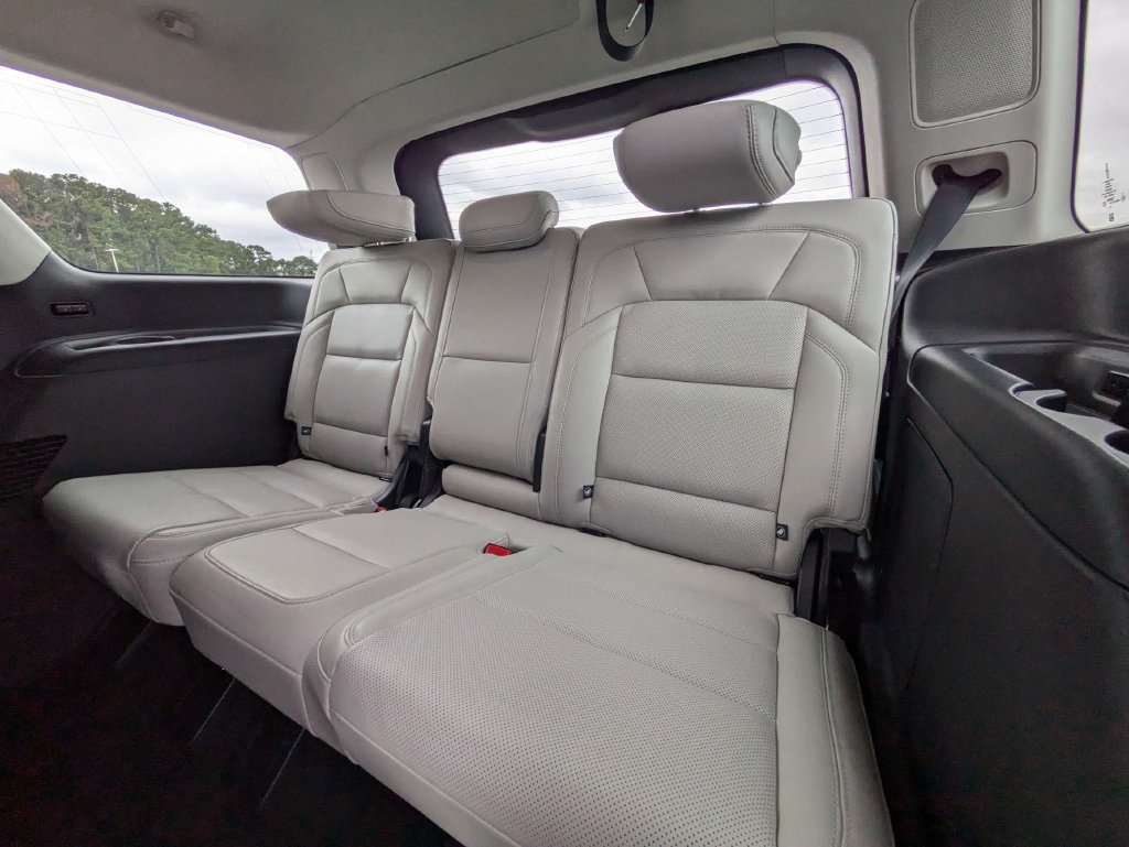 Certified 2026 Lincoln Navigator Reserve AWD/4WD image 14