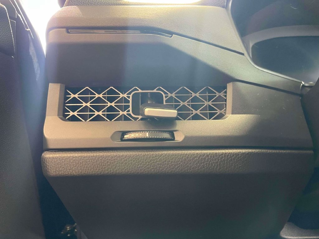 Used 2025 Honda Accord SE image 19