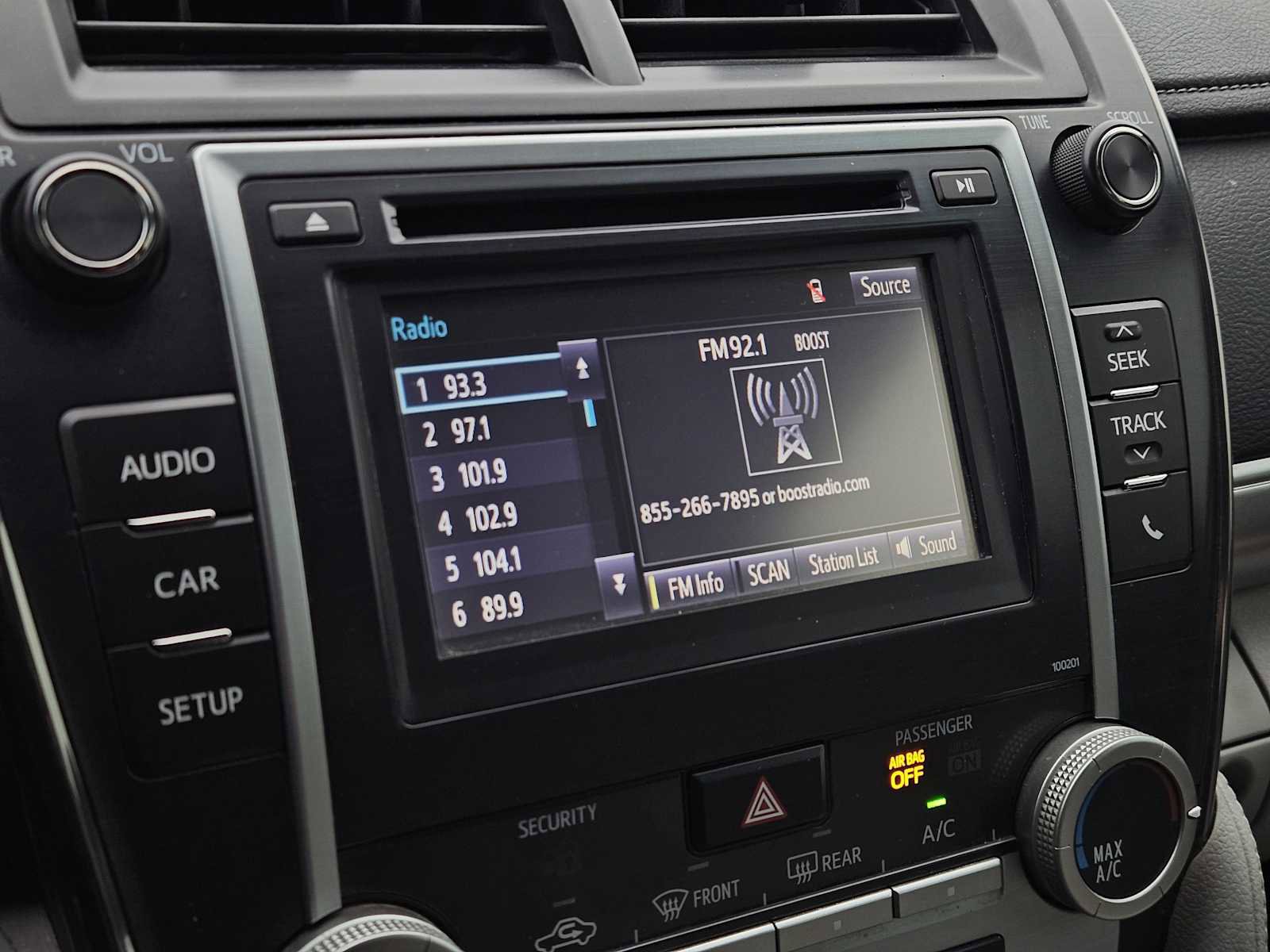 Used 2014 Toyota Camry L FWD image 16
