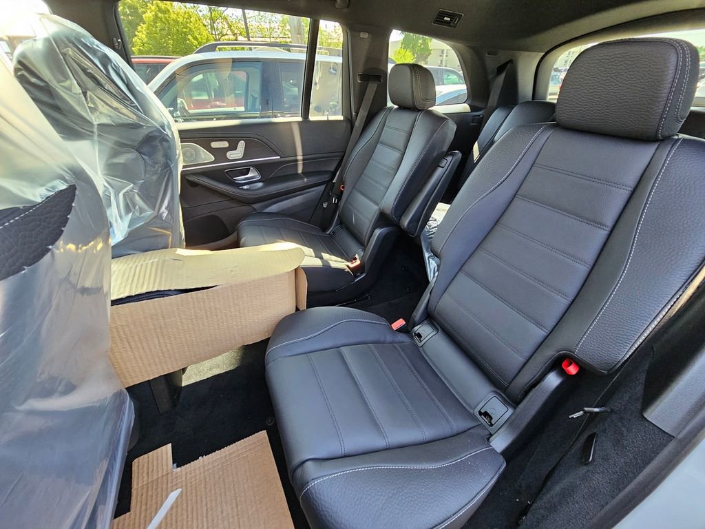 New 2026 Mercedes-Benz GLS 450 4MATIC image 10