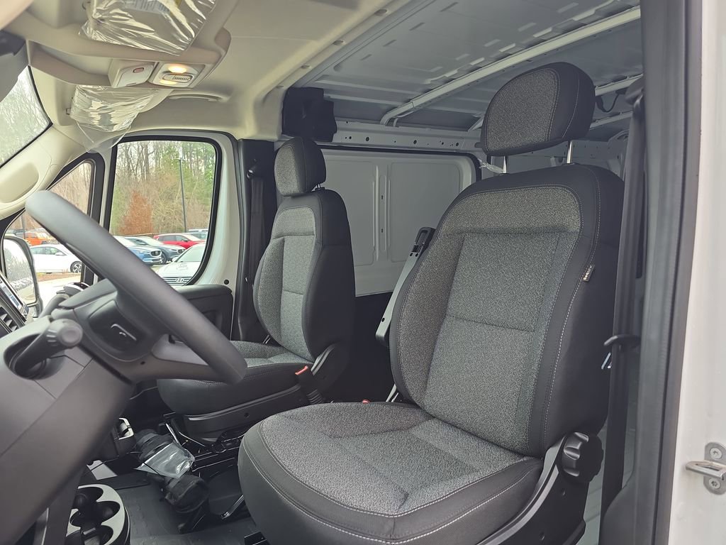 New 2026 RAM ProMaster 2500 w/ Convenience Group image 14