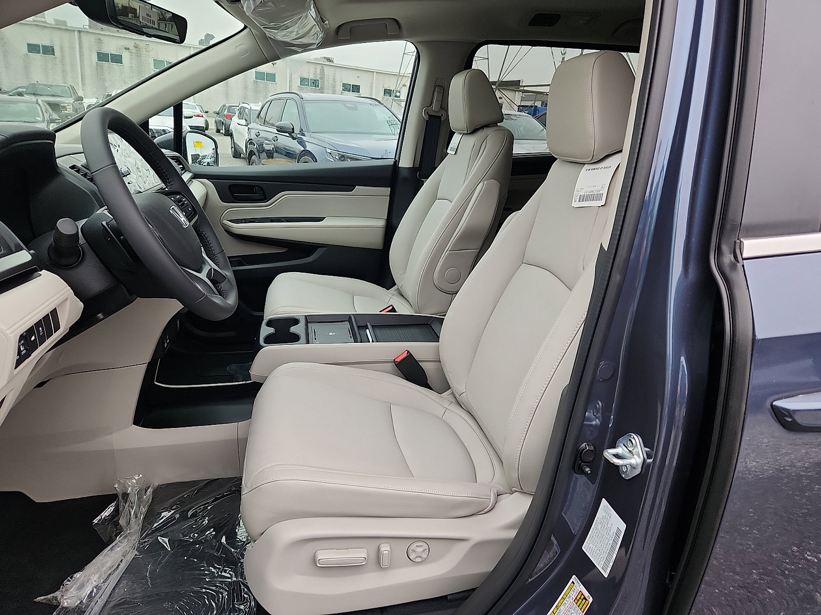 New 2026 Honda Odyssey EX-L image 9