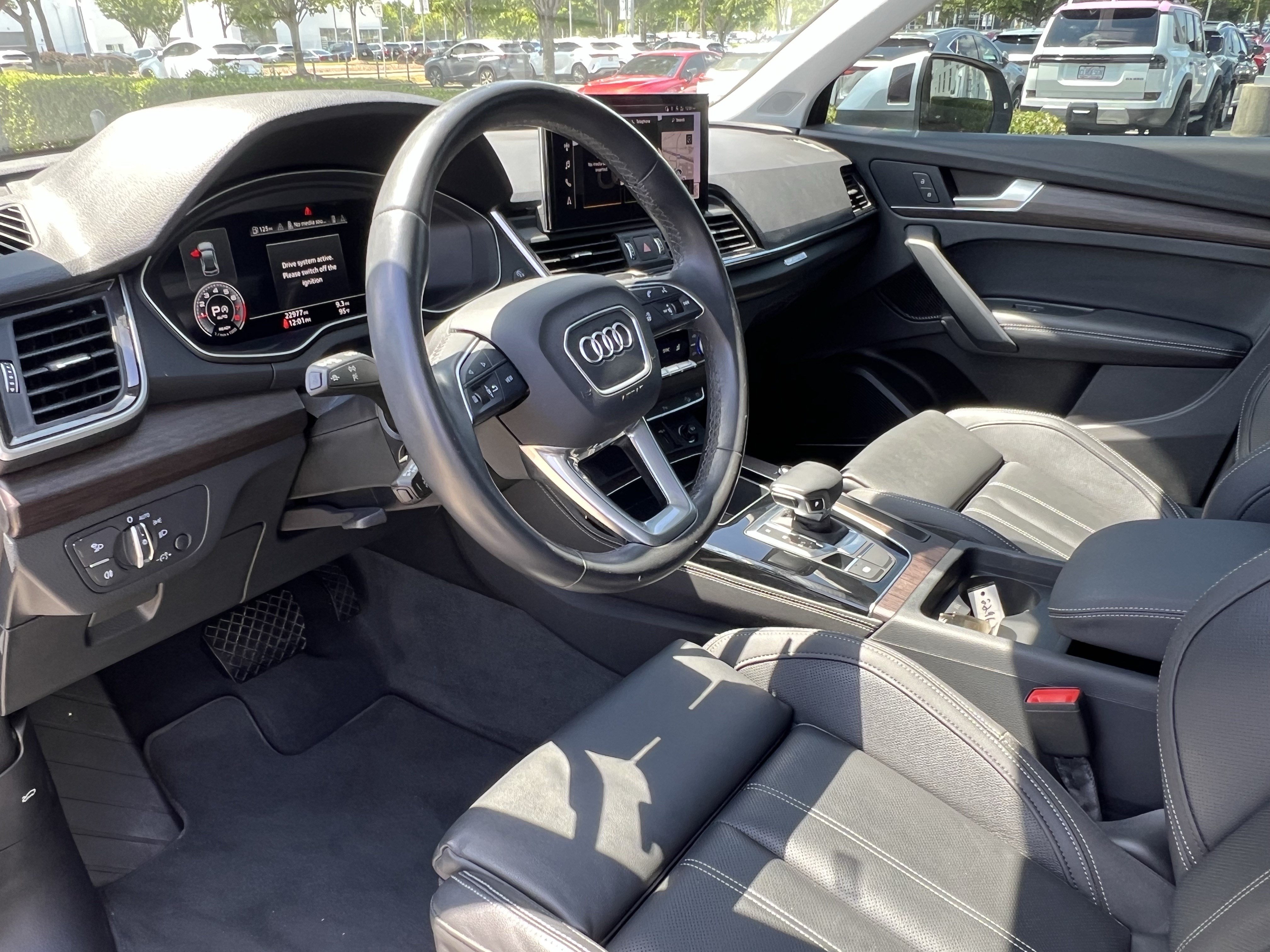 Certified 2023 Audi Q5 2.0T Premium Plus w/ Premium Plus Package AWD/4WD image 16