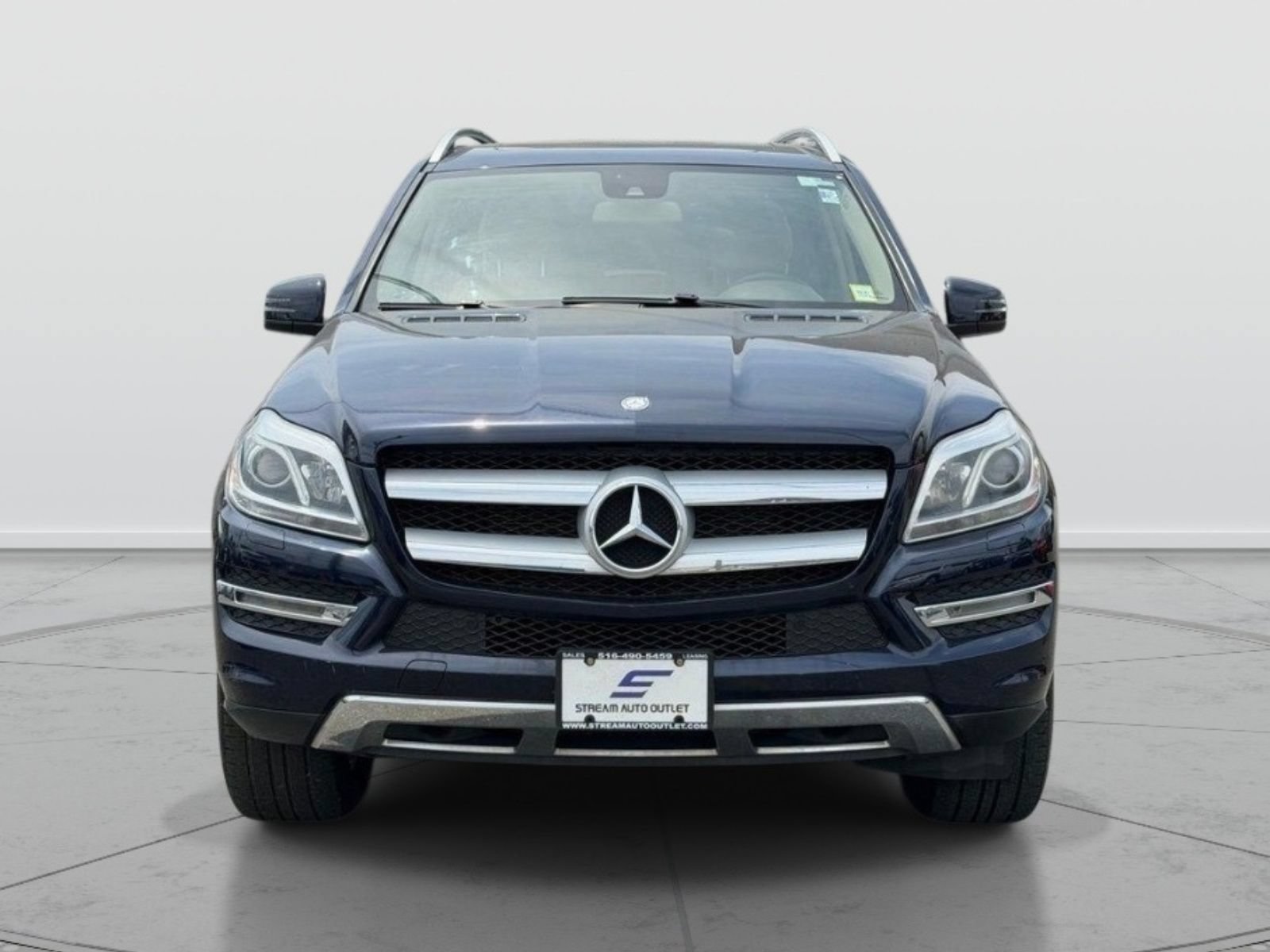 Used 2014 Mercedes-Benz GL 450 4MATIC image 2