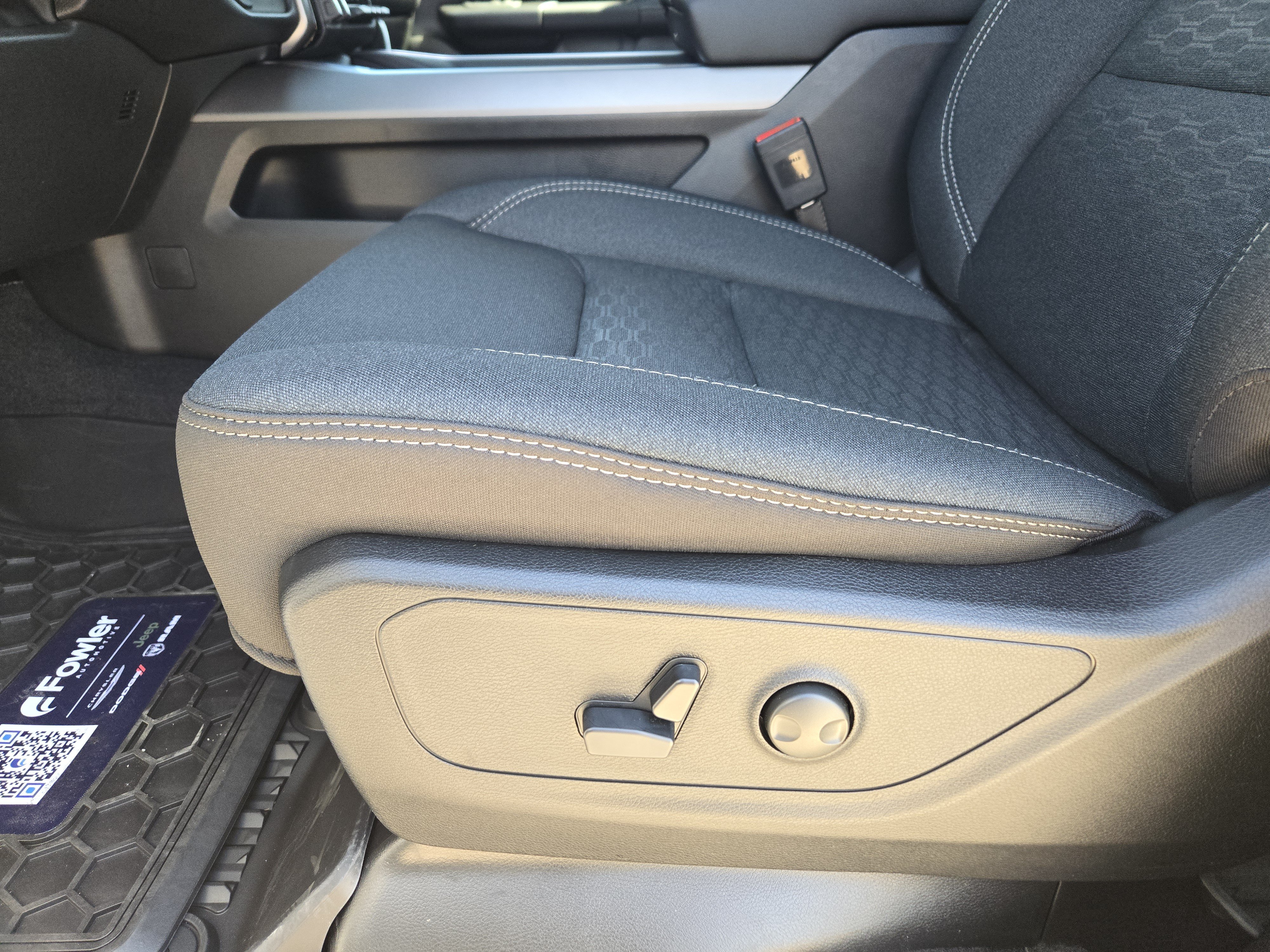 New 2026 RAM 1500 Big Horn AWD/4WD image 19
