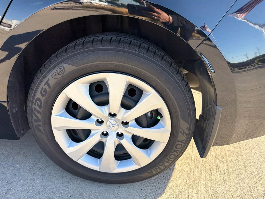 Certified 2024 Toyota Corolla LE FWD image 8