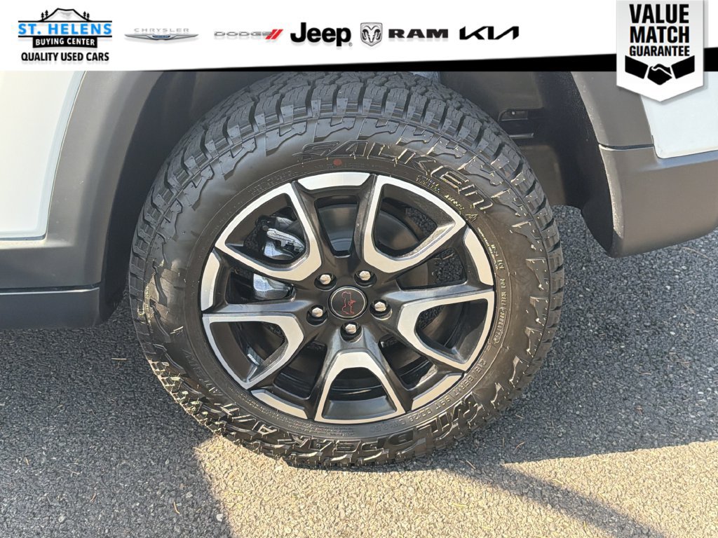 Used 2026 Jeep Compass Trailhawk AWD/4WD image 28