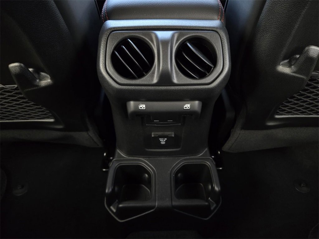 New 2025 Jeep Gladiator Rubicon image 13