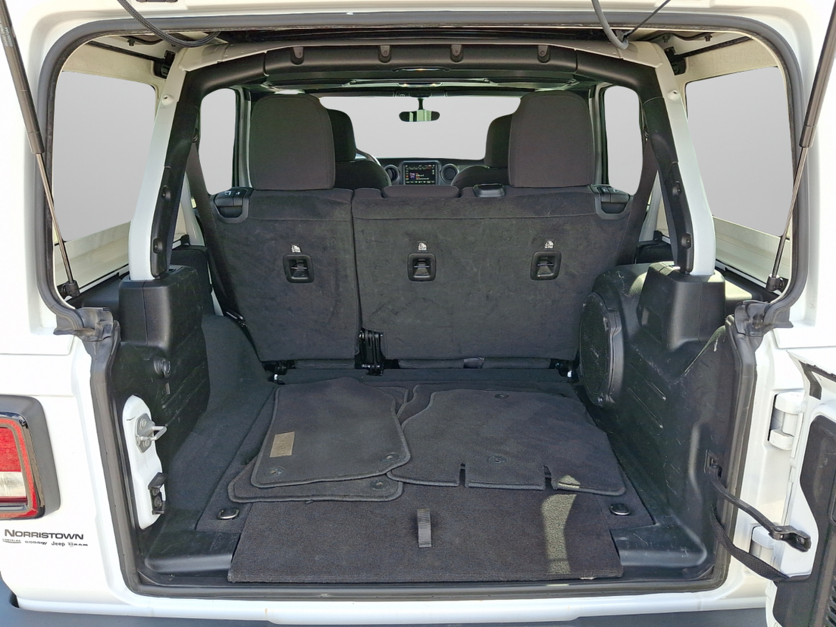 Certified 2023 Jeep Wrangler Unlimited Sport w/ Sun And Sound Package AWD/4WD image 28