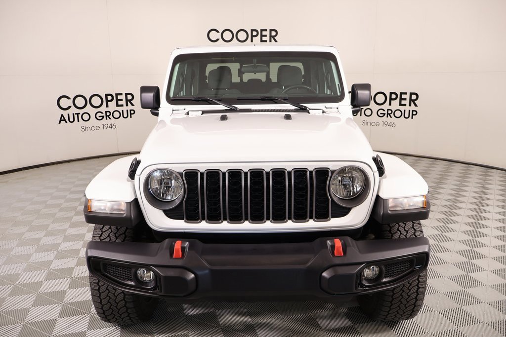 Used 2024 Jeep Gladiator Sport image 8