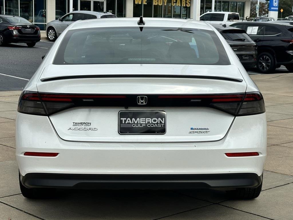 Used 2024 Honda Accord Sport image 3