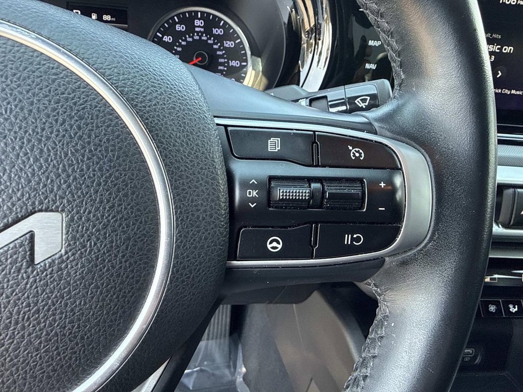 Used 2023 Kia K5 GT-Line image 36