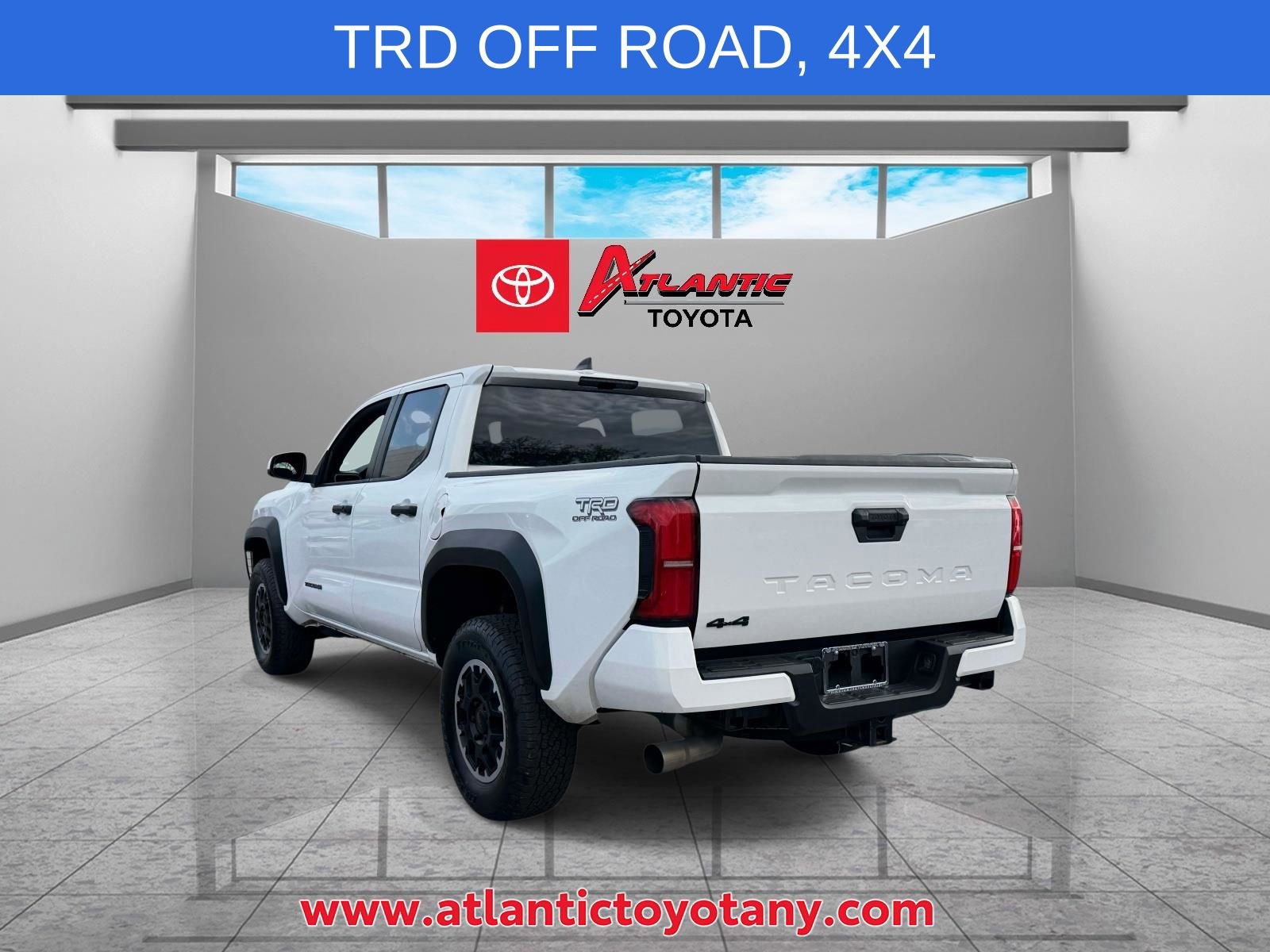 Certified 2024 Toyota Tacoma TRD Off-Road AWD/4WD image 5