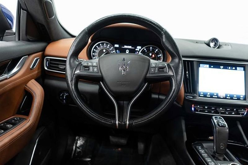 Used 2022 Maserati Levante GT image 15