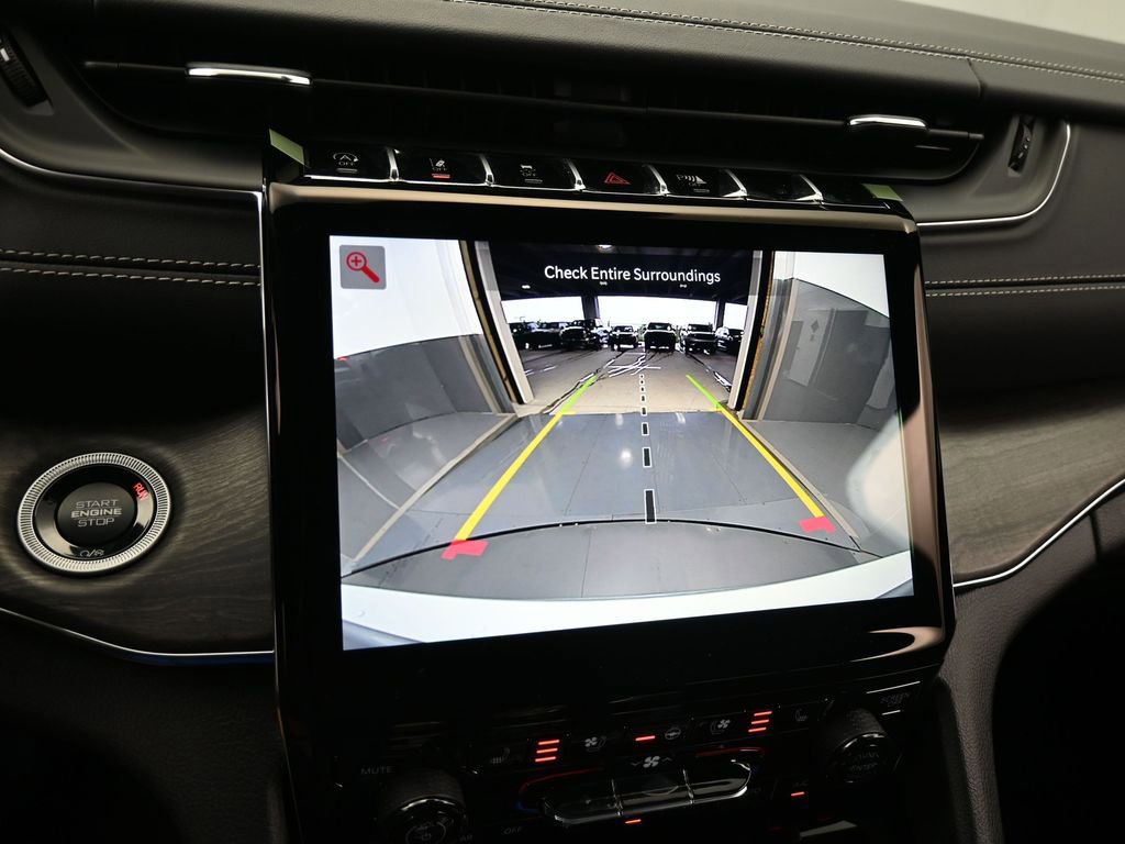 Used 2024 Jeep Grand Cherokee L Overland image 20