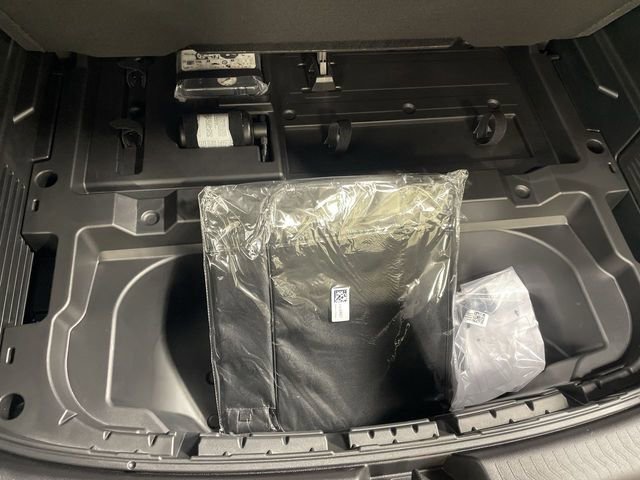 New 2026 Chevrolet Equinox EV LT AWD/4WD image 26