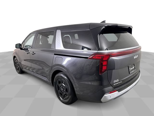 Used 2025 Kia Carnival FWD image 6