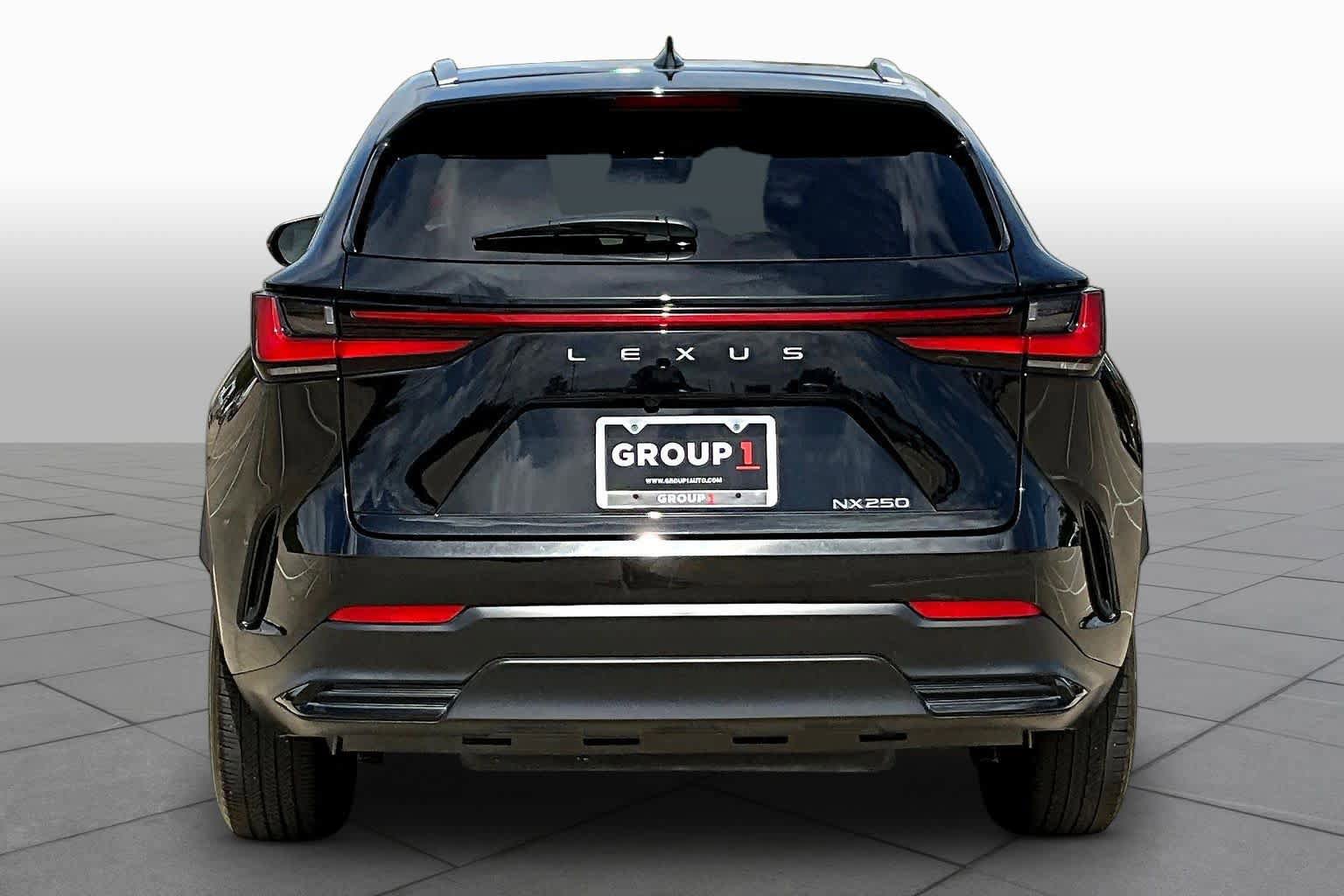 Used 2023 Lexus NX 250 FWD image 5