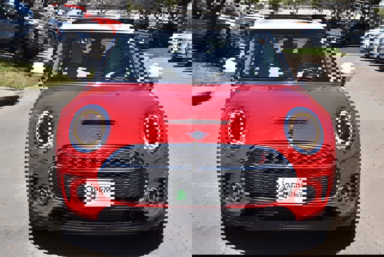 Used 2024 MINI Cooper Clubman S w/ Signature Upholstery Package FWD image 3