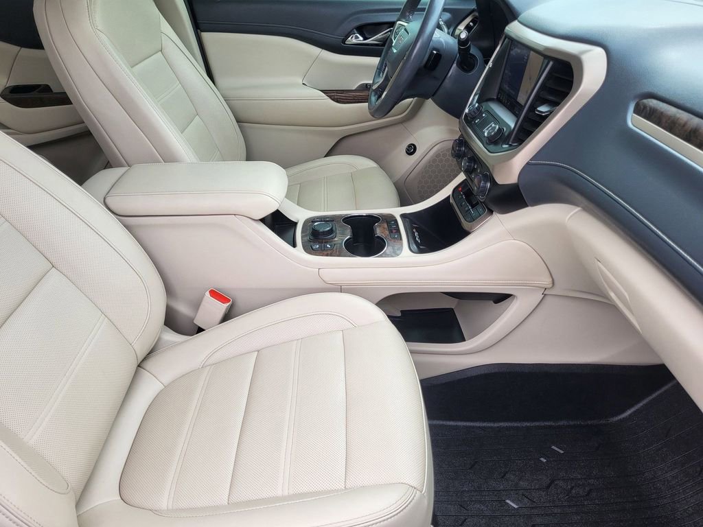 Used 2020 GMC Acadia Denali w/ Denali Ultimate Package image 10