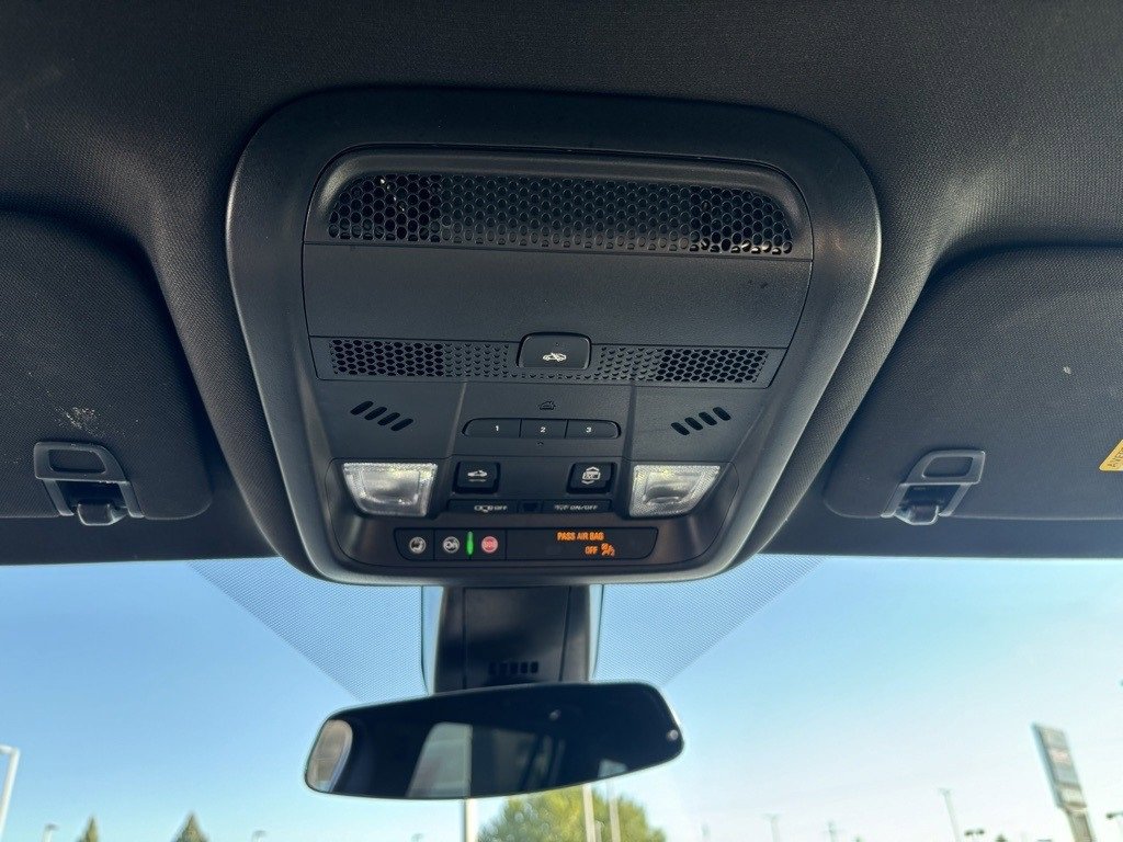 Used 2024 Cadillac XT6 Premium Luxury image 15