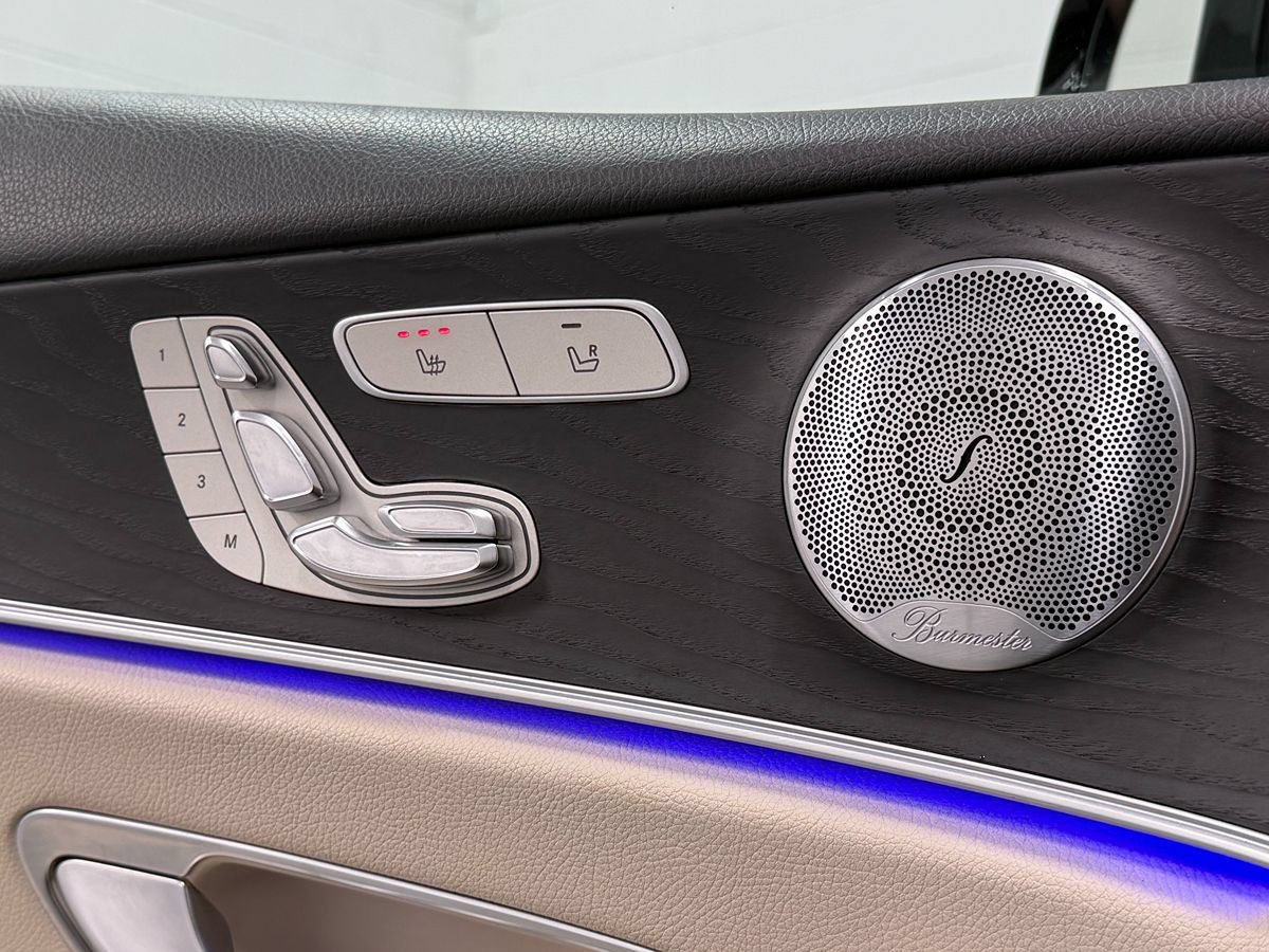 Used 2019 Mercedes-Benz E 300 4MATIC w/ Premium 1 Package image 12