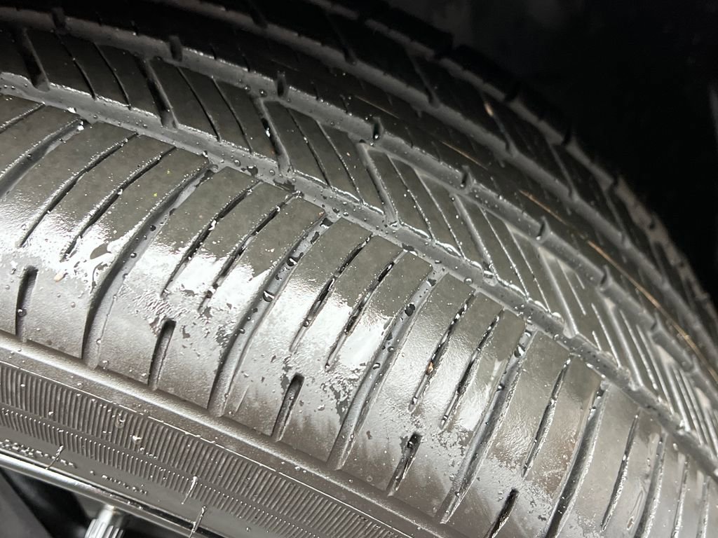 Used 2025 MAZDA MAZDA3 2.5 S Hatchback w/ Premium Pkg image 26