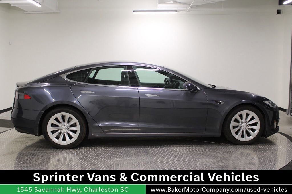 Used 2017 Tesla Model S 60D image 8