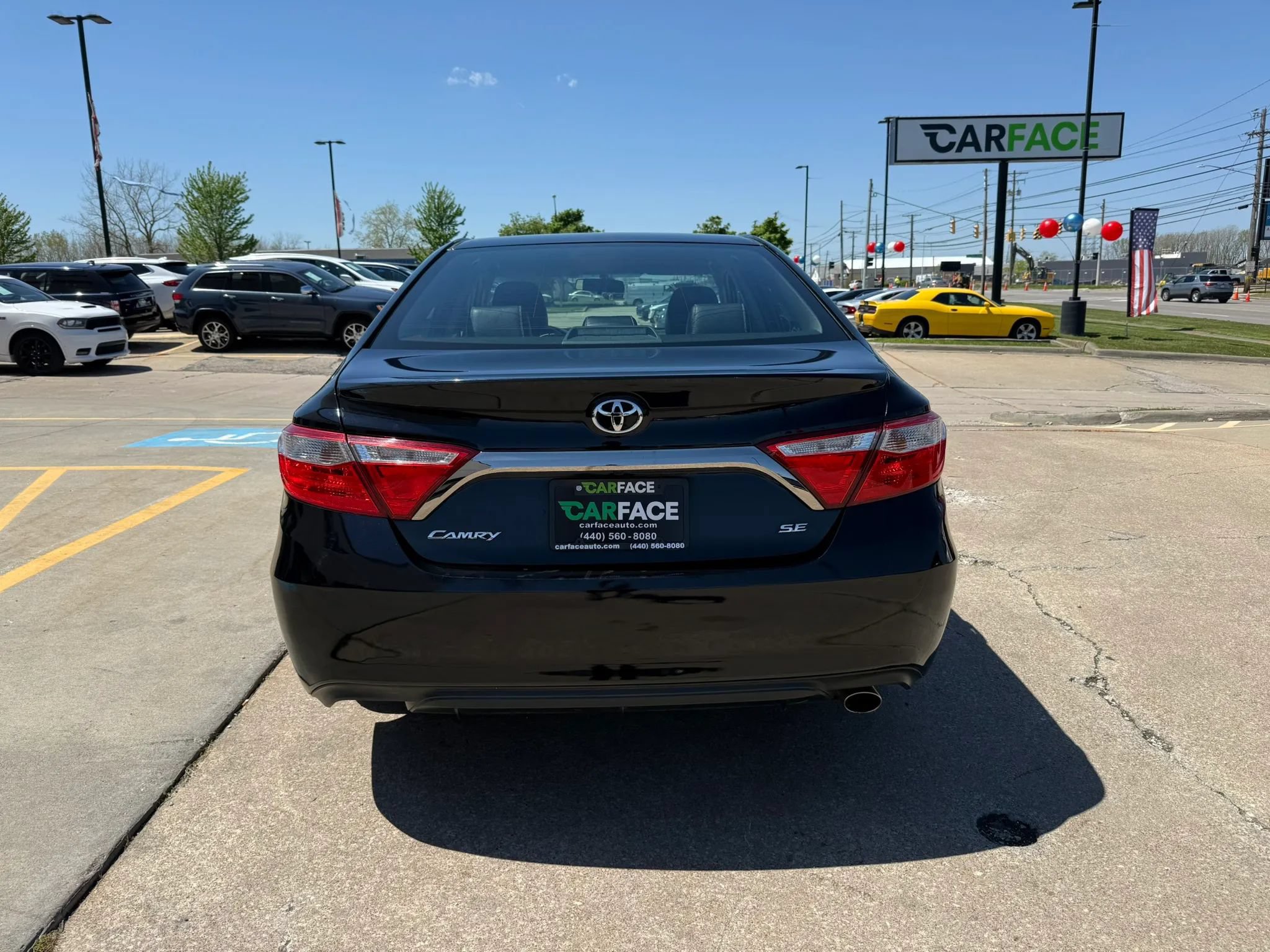 Used 2016 Toyota Camry SE FWD image 11