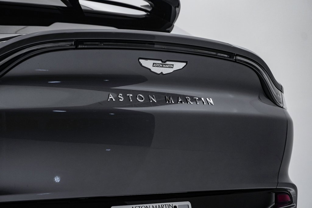 Used 2025 Aston Martin DBX 707 image 12