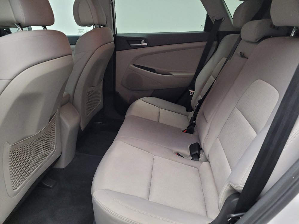 Used 2017 Hyundai Tucson SE w/ SE Popular Package 02 AWD/4WD image 18