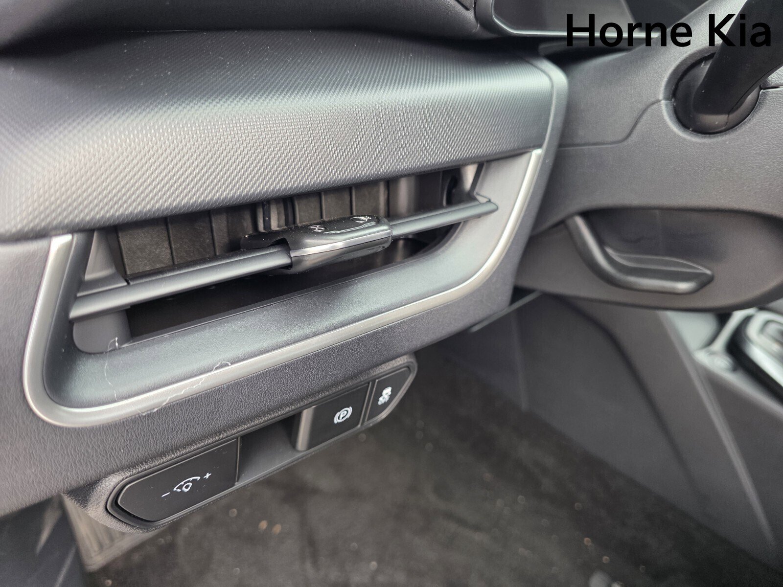 New 2026 Kia K4 LXS image 13