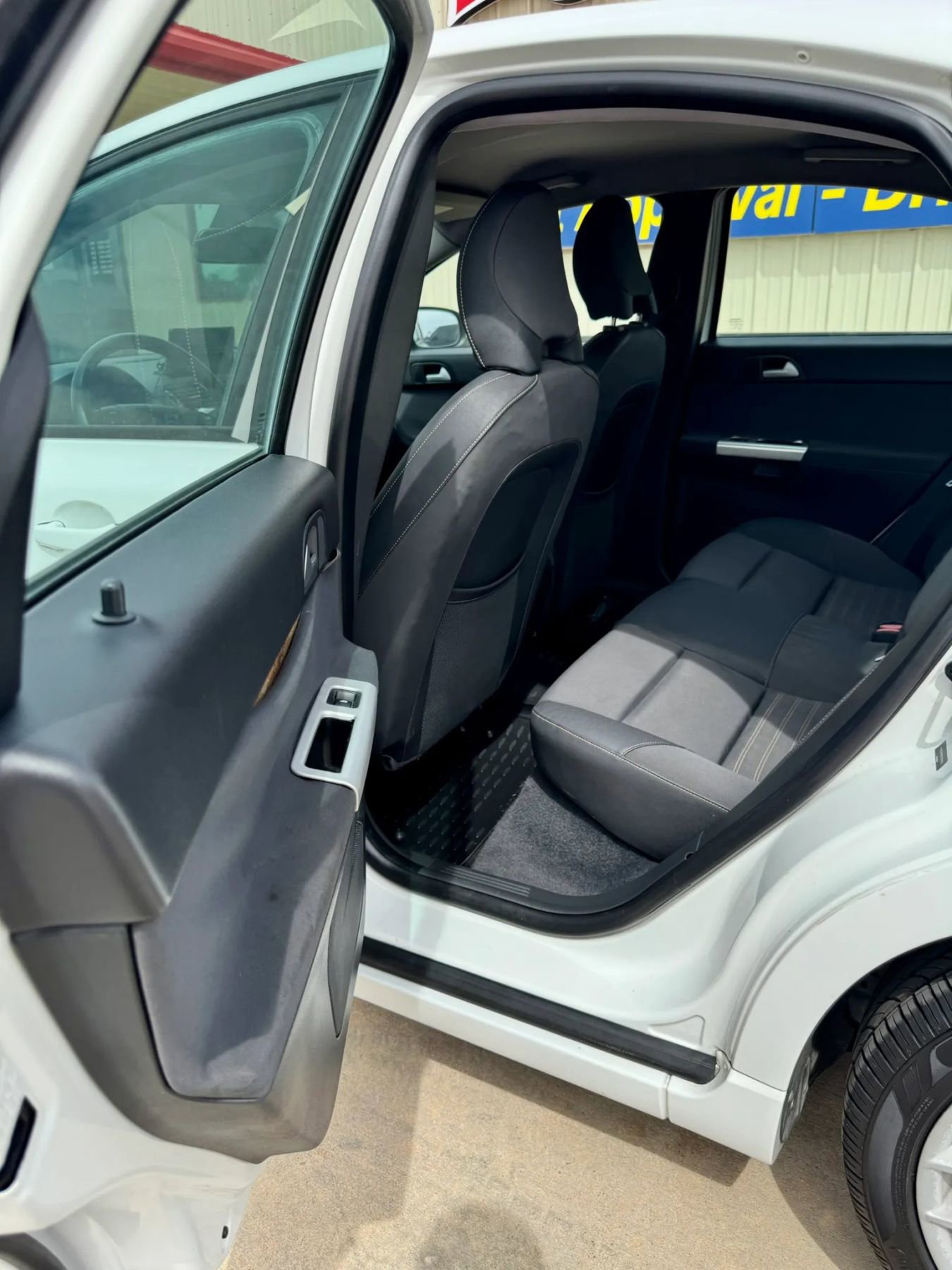 Used 2011 Volvo S40 T5 FWD image 14