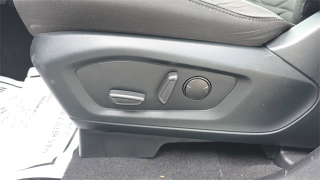 Used 2020 Ford Explorer XLT w/ Comfort Package image 24