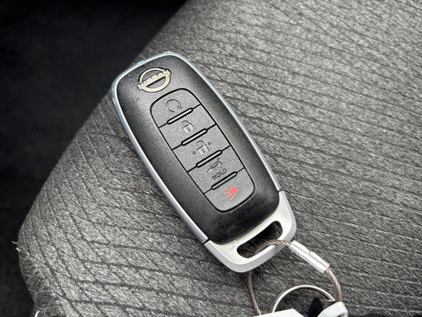 Used 2025 Nissan Rogue SV AWD/4WD image 21