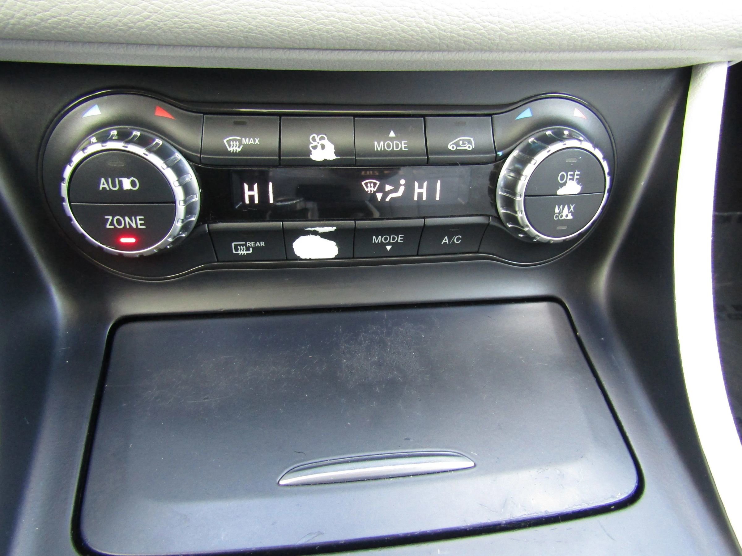 Used 2015 Mercedes-Benz CLA 250 image 22