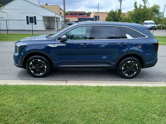 New 2026 Kia Sorento S AWD/4WD image 3