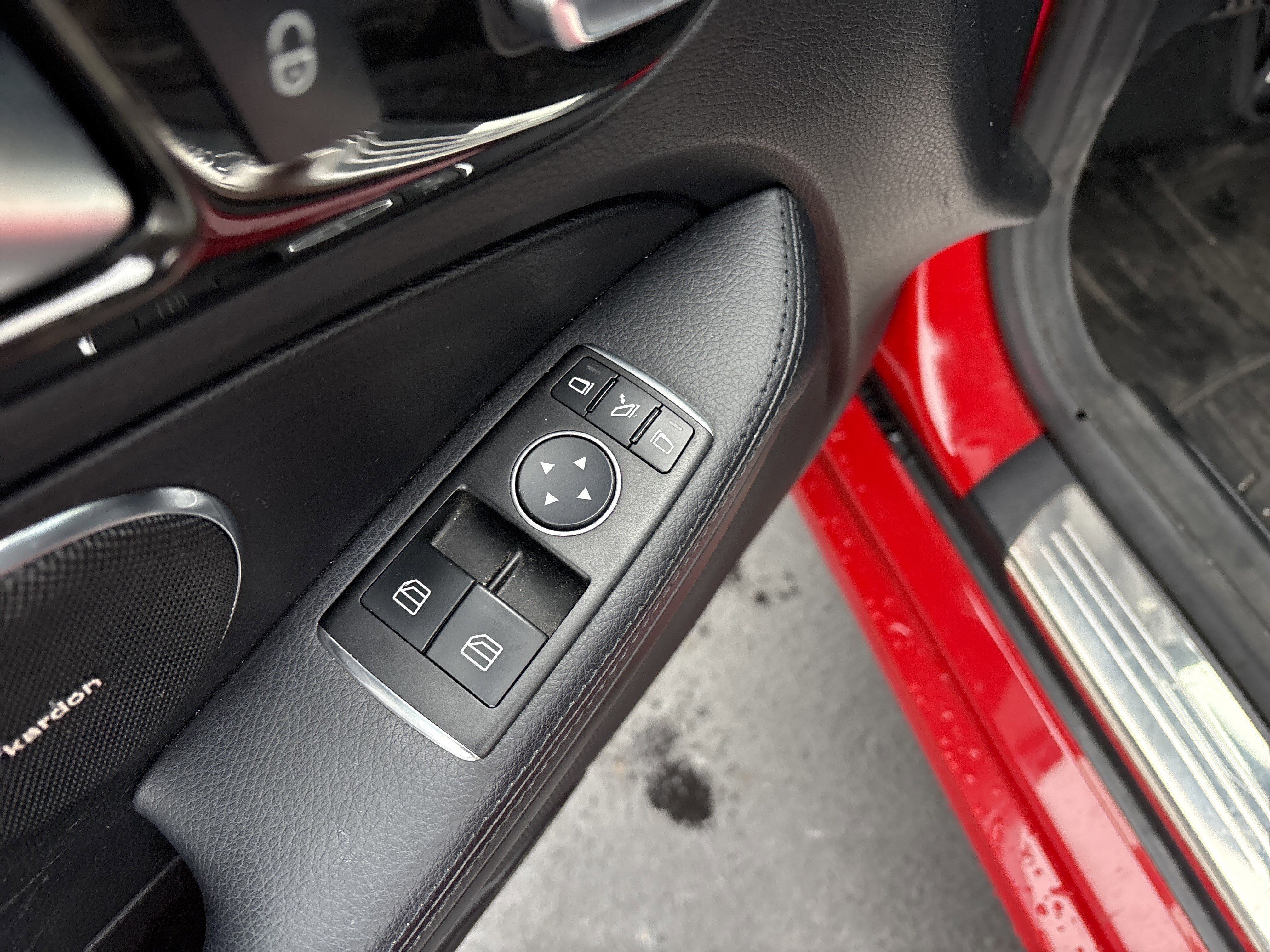 Used 2017 Mercedes-Benz SLC 300 image 15