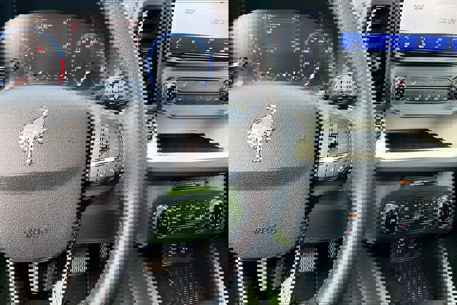 Used 2023 Ford Bronco Sport Heritage w/ Heritage Convenience Package image 24