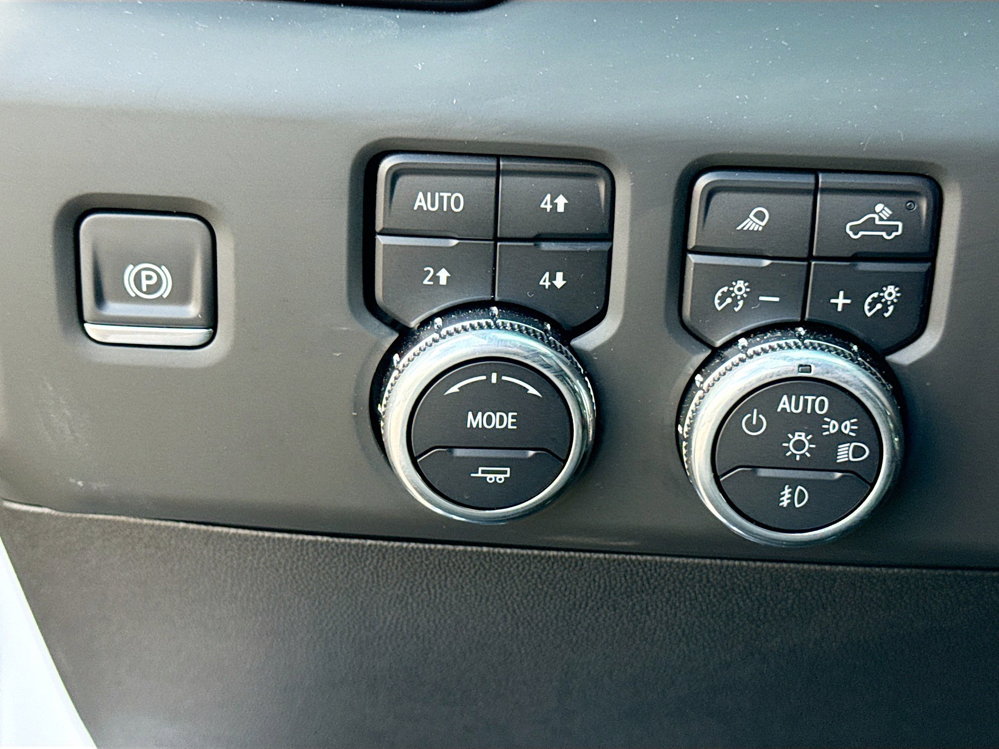 Used 2025 GMC Sierra 2500 Denali w/ Denali Reserve Package image 35