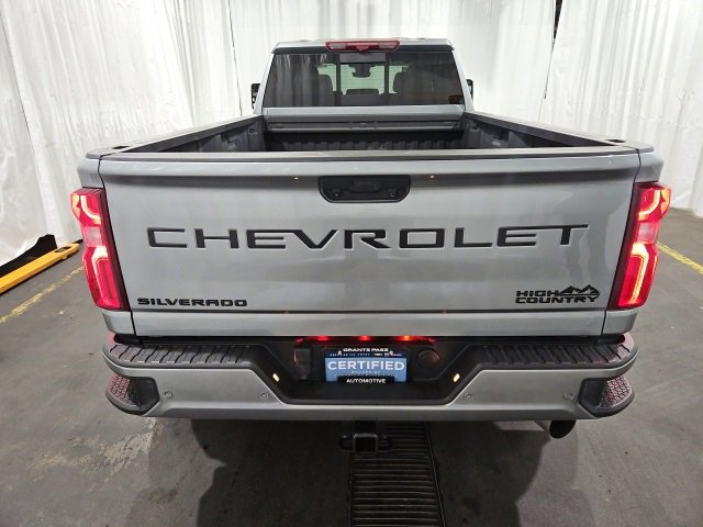 Certified 2024 Chevrolet Silverado 3500 High Country w/ High Country Premium Package image 4