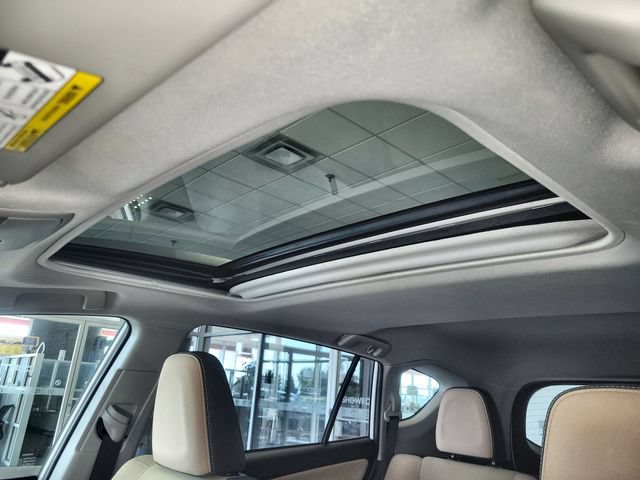 Used 2018 Toyota RAV4 XLE AWD/4WD image 22