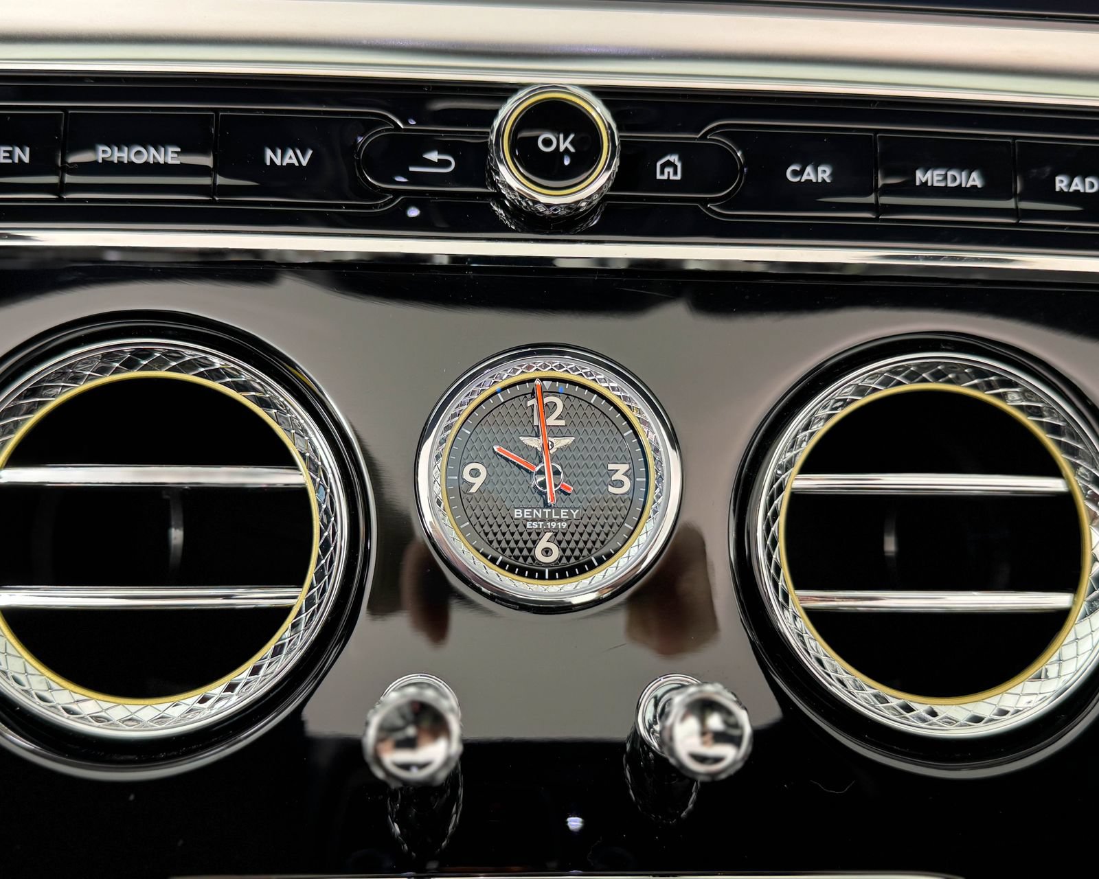 New 2025 Bentley Continental GT Speed AWD/4WD image 31